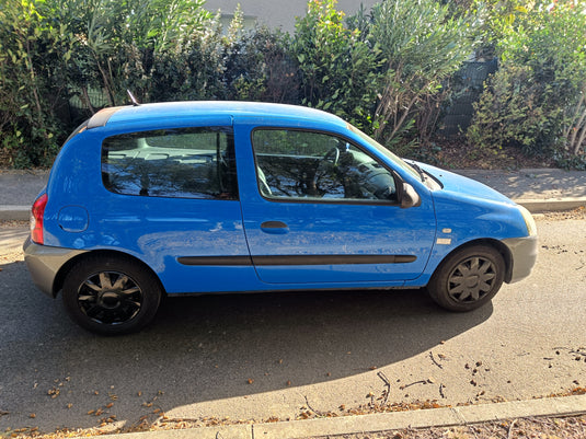 Clio 2 société